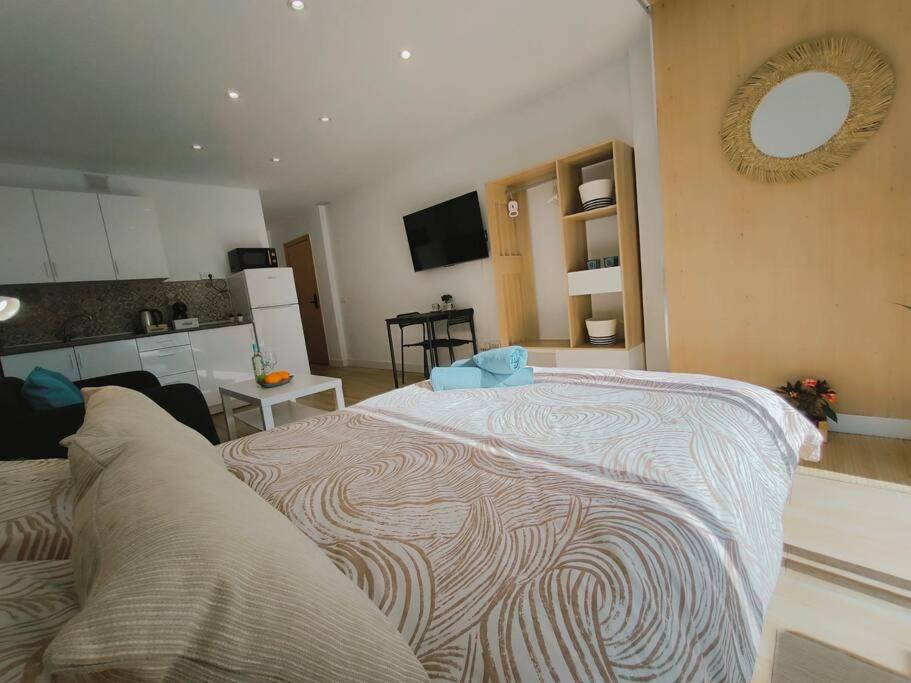 Yinfa 2 Sunset Apartment Тамаймо Экстерьер фото