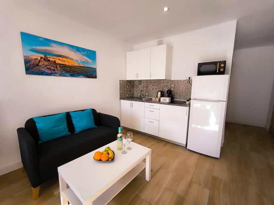 Yinfa 2 Sunset Apartment Тамаймо Экстерьер фото
